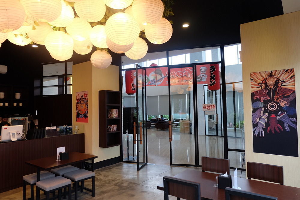 西卡朗节庆宜必思快捷酒店 贝克西 外观 照片
